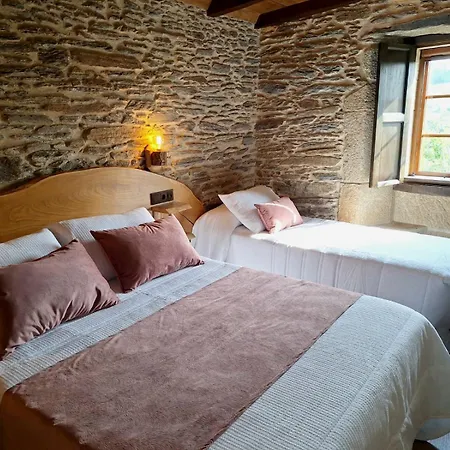 Fogar De Breogan Kır Evi *